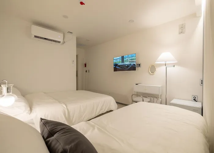 Hotel Moren Myeongdong 2*