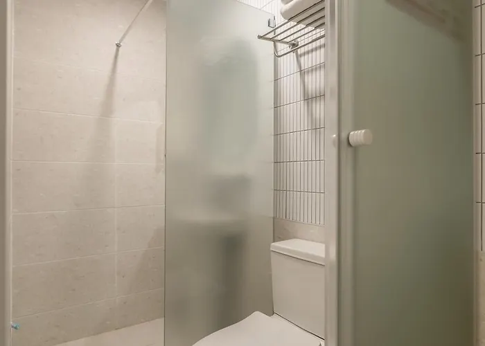 Hotel Moren Myeongdong 2*