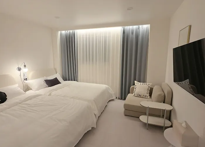 Moren Myeongdong Hotel
